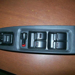 Пульт стеклоподъемника Honda Accord/Torneo CF3/CF4/CL1 перед, прав