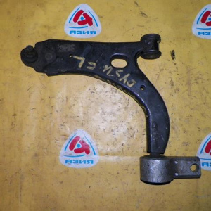 Рычаг Mazda DY3W/DY3R/DC5R Demio/Verisa перед, лев