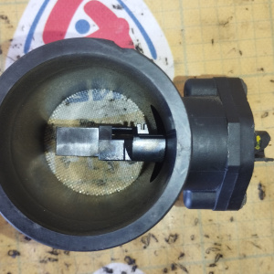 Расходомер NISSAN QG13/15/18/YD22 P11/Y11/FB15 4=5 конт без температурного датчика ДЕФЕКТ РАЗЪЁМА