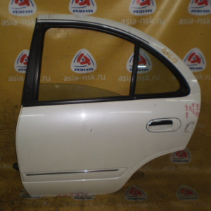 Дверь боковая NISSAN Bluebird Sylphy QG10 зад, лев хром сверху (цена за голое железо)