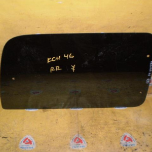 Стекло собачатника TOYOTA Hiace Regius KCH46 зад, прав