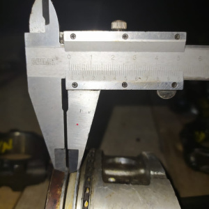 Поршень с шатуном NISSAN NA20 3 кольца, диаметр пальца 21мм.