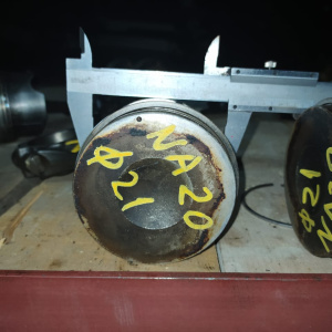 Поршень с шатуном NISSAN NA20 3 кольца, диаметр пальца 21мм.