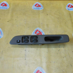 Пульт стеклоподъемника MITSUBISHI Chariot Grandis N84/N94W перед, прав