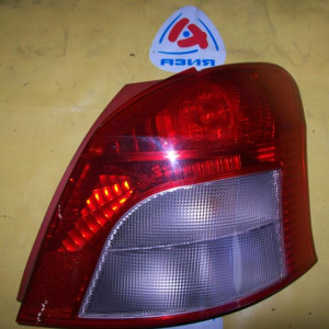 Стоп TOYOTA R Vitz KSP90 '2005