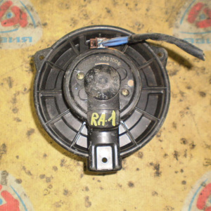 Моторчик печки Honda RA1/RA2/RA3/RD1/RF1 Odyssey дефект  корпуса 194000-7083