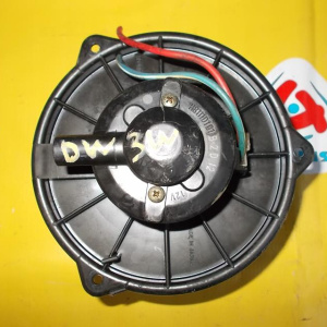Моторчик печки Mazda DW3W Demio