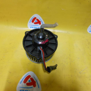 Моторчик печки Mazda DW3W Demio