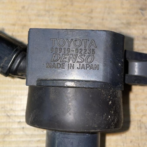 Катушка зажигания Toyota 3S-FSE Vista Ardeo ST210/SXN10/SV50 '1998-2001 D4