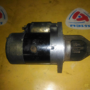 Стартер NISSAN CG10/CG13 m/t стоит со стороны мкпп