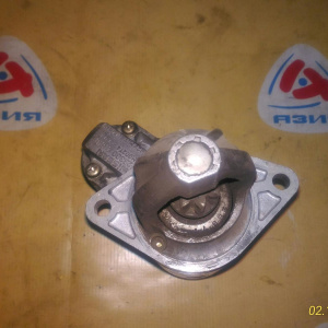 Стартер NISSAN CG10/CG13 m/t стоит со стороны мкпп