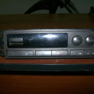 Климат-контроль Nissan R33 Skyline 27500-15U00