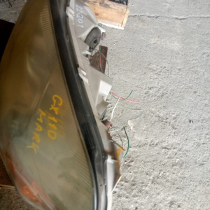 Фара TOYOTA лев Mark II GX110 деф.крепл.