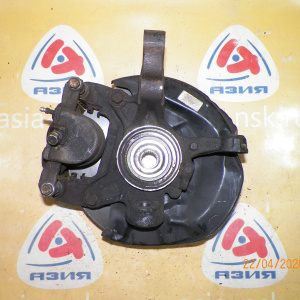 Ступица TOYOTA ACN10/SXN10/ACM10/CXM10 Nadia/Gaia перед, прав 2WD ABS. В сборе. Диаметр диска-275мм. 43211-44011