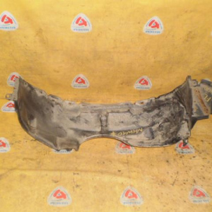 Подкрылок TOYOTA Prius NHW10 L