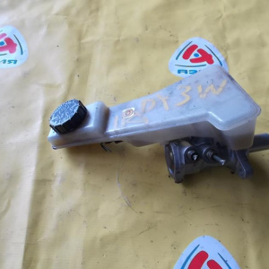 Главный тормозной цилиндр Mazda DY3W Demio