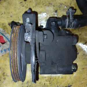 Гидроусилитель Nissan CA18 Skyline R31