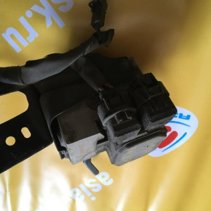 Блок ABS TOYOTA MCR40/ACR40 Estima 4WD