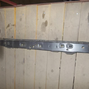 Усилитель бампера NISSAN Pulsar N14 F