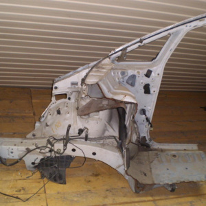 Лонжерон TOYOTA Estima ACR40 R