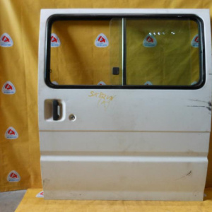 Дверь боковая Mazda Bongo SK82V '2000 зад, лев средн (в сборе)