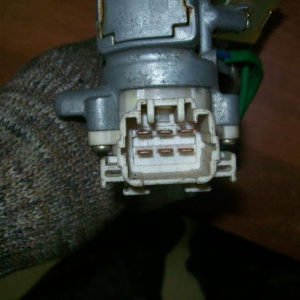 Замок зажигания Toyota NCP80 Sienta