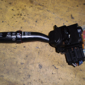 Блок подрулевых переключателей TOYOTA Harrier MCU15 L (F дворники+задний дворник+регулировка)