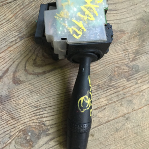 Блок подрулевых переключателей TOYOTA RAV4 SXA10 L (F дворники+задний дворник+регулировка)