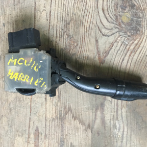 Блок подрулевых переключателей TOYOTA Harrier MCU15 R [повороты] +туманки+автосвет