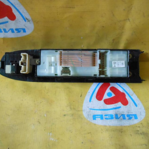 Пульт стеклоподъемника SUBARU Forester SG5 RHD