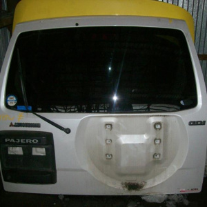Дверь задняя MITSUBISHI Pajero V73W '2002