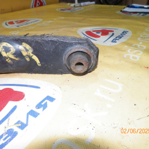 Рычаг HONDA RN1/RN2/RN3/RN4 Stream зад, прав н Поперечный.