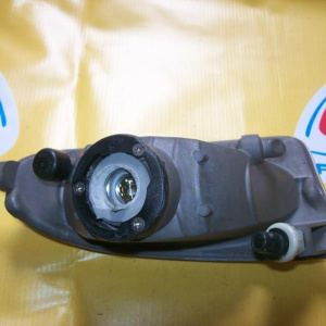 Туманка TOYOTA L Altezza/Brevis дефект стекла