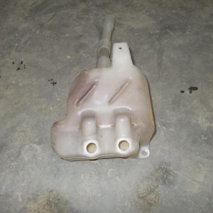 Бачок омывателя HONDA RF1/RF2 Stepwgn