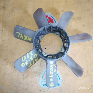 Крыльчатка Toyota 4K/5K/7K Lite Ace Noah KM/KR42 по центрам болтов 122 мм., длина 375 мм. 16361-38010