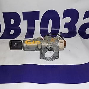 Замок зажигания NISSAN G10 Bluebird Sylphy