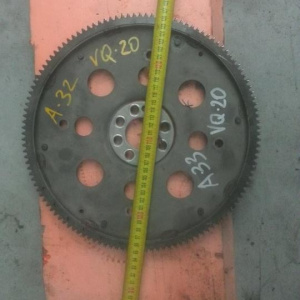 Маховик Nissan VQ20 Cefiro A32/A33 a/t 210 мм. по центрам болтов