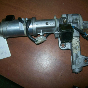 Замок зажигания TOYOTA SV30