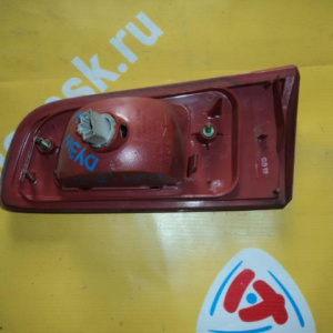 Вставка между стопов Mazda Demio DY3W L