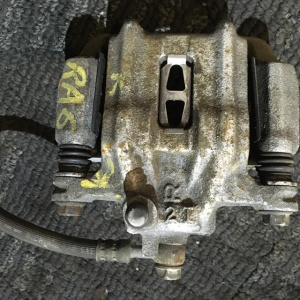 Суппорт HONDA RA6/RA7/RF2 зад, прав