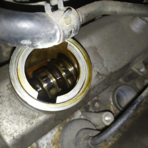 Двигатель MITSUBISHI 4A30-T-366989 задний привод '1998