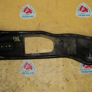 Балка Mazda DW3W Demio '1996- F a/t продольная