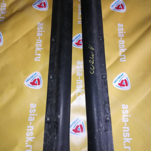 Накладка на порог MITSUBISHI Airtrek CU4W R