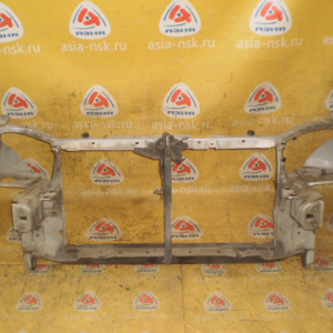 Рамка радиатора Toyota Corolla/Corolla Fielder NZE120 '2000-2002 (под широкий усилитель)