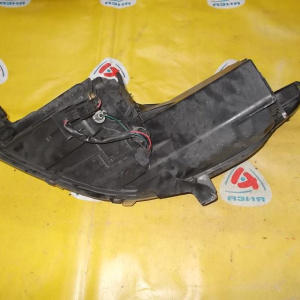 Фара MITSUBISHI прав Colt Z23W темн. хром