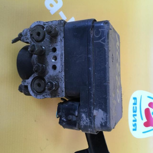 Блок ABS TOYOTA NCZ20 Raum