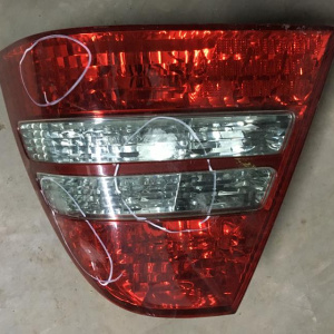 Стоп TOYOTA R Corolla ZZE120 '2002-2004 деф.стекла