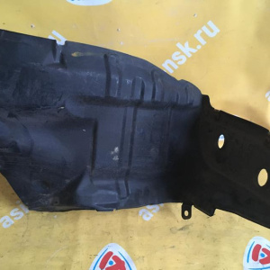 Подкрылок NISSAN R'Nessa N30 перед, лев кор.часть 63845 5V000