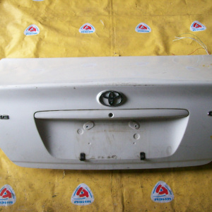 Крышка багажника TOYOTA Camry ACV30 (деф.)