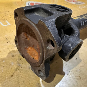 Кардан ISUZU UES73F Bighorn 4JX1 R a/t